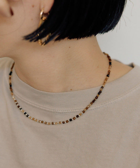 /採用純銀的迷你天然寶石項鍊