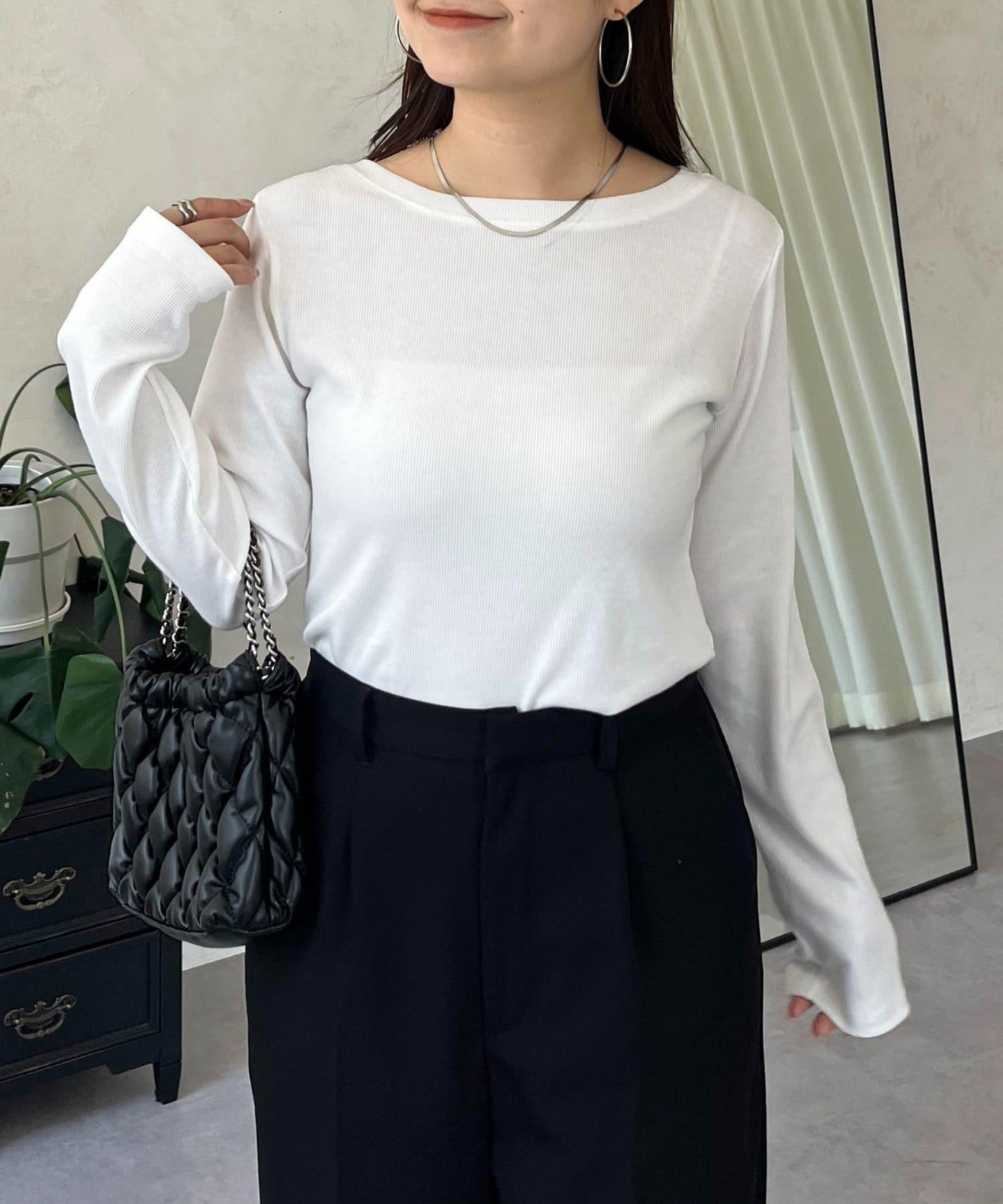 【可選領型】背部金屬裝飾羅紋長袖T恤