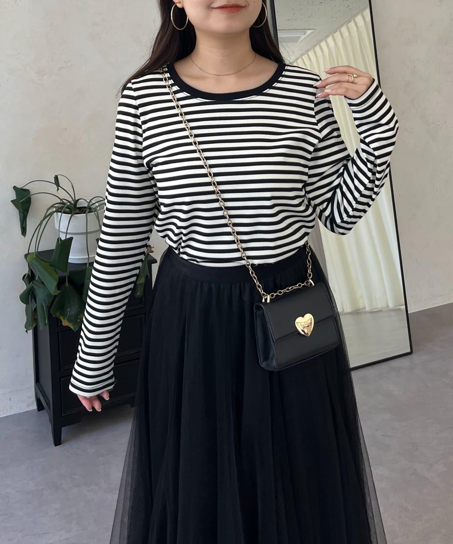 背部金屬條紋羅紋長袖T恤