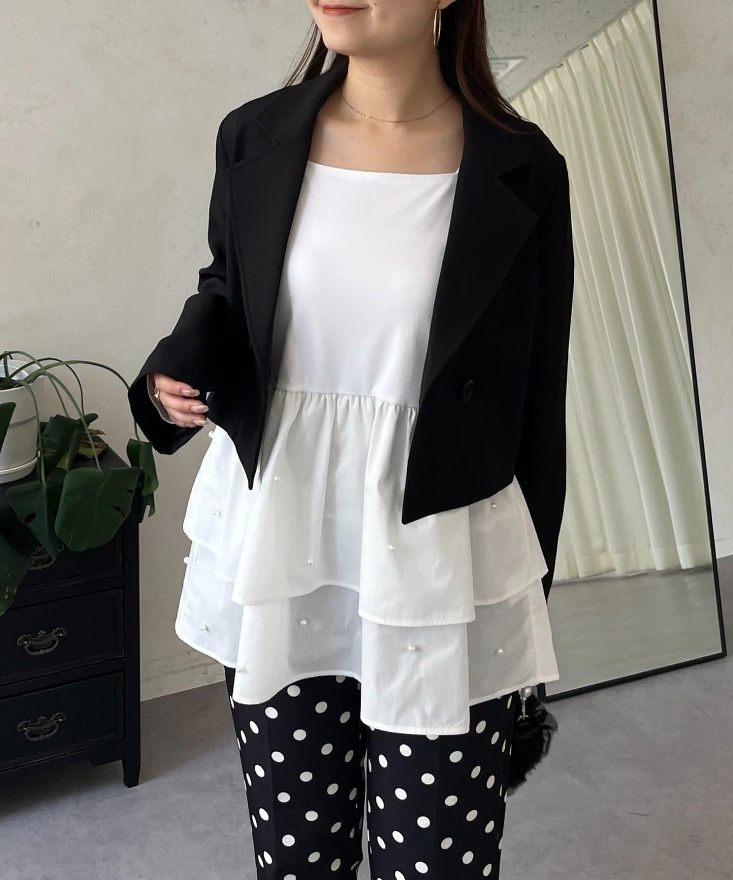 方領珍珠荷葉邊疊穿長袖T恤