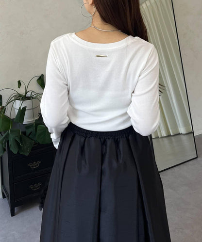 【可選領型】背部金屬裝飾羅紋長袖T恤