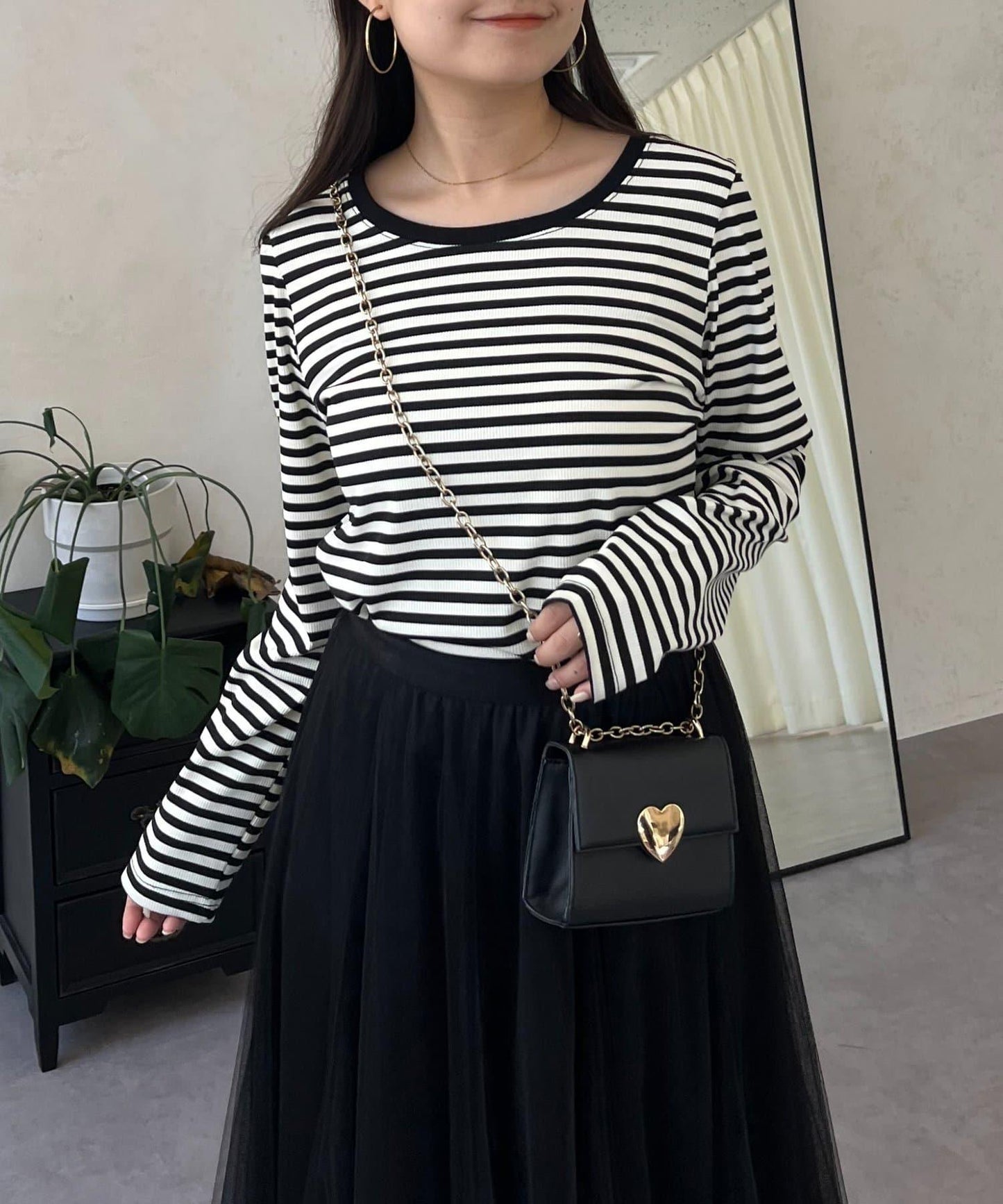 背部金屬條紋羅紋長袖T恤