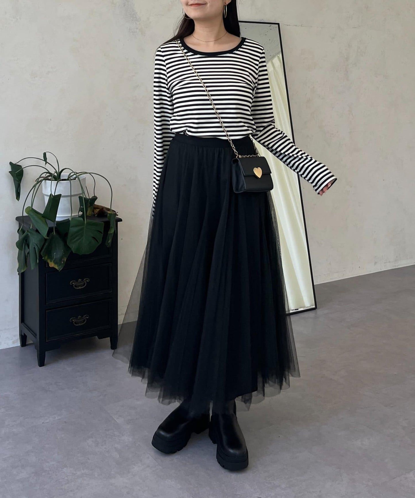 背部金屬條紋羅紋長袖T恤