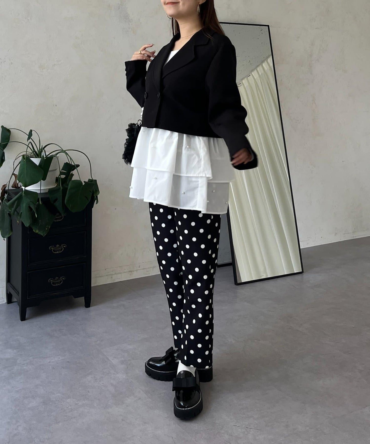 方領珍珠荷葉邊疊穿長袖T恤