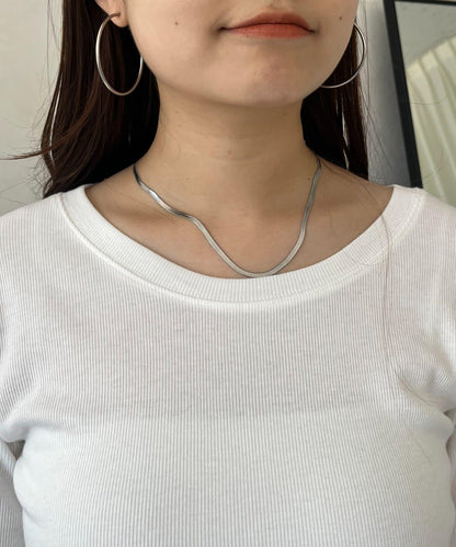 【可選領型】背部金屬裝飾羅紋長袖T恤