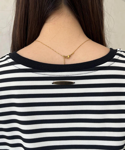 背部金屬條紋羅紋長袖T恤