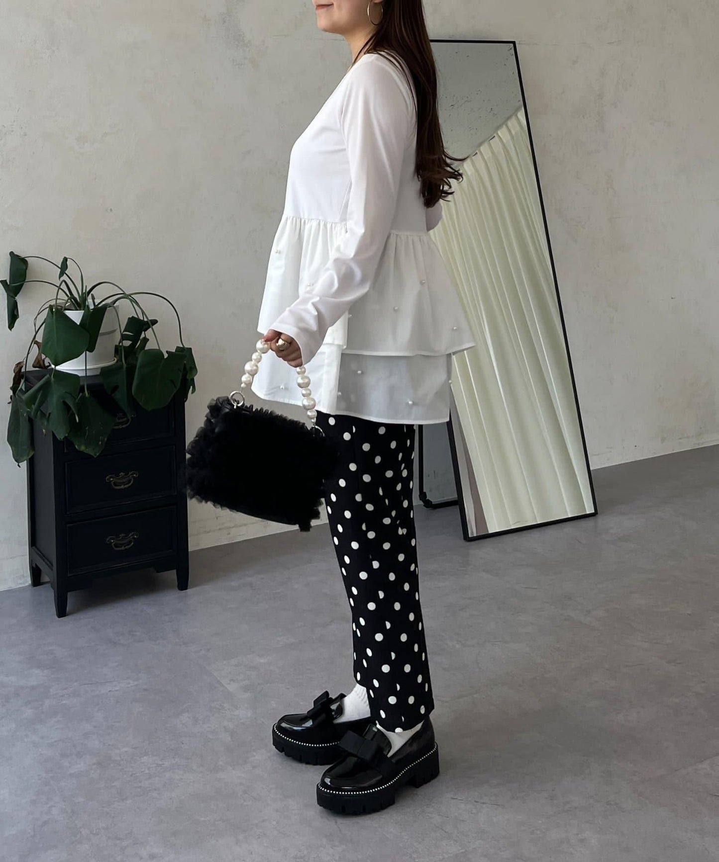 方領珍珠荷葉邊疊穿長袖T恤