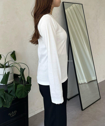 【可選領型】背部金屬裝飾羅紋長袖T恤