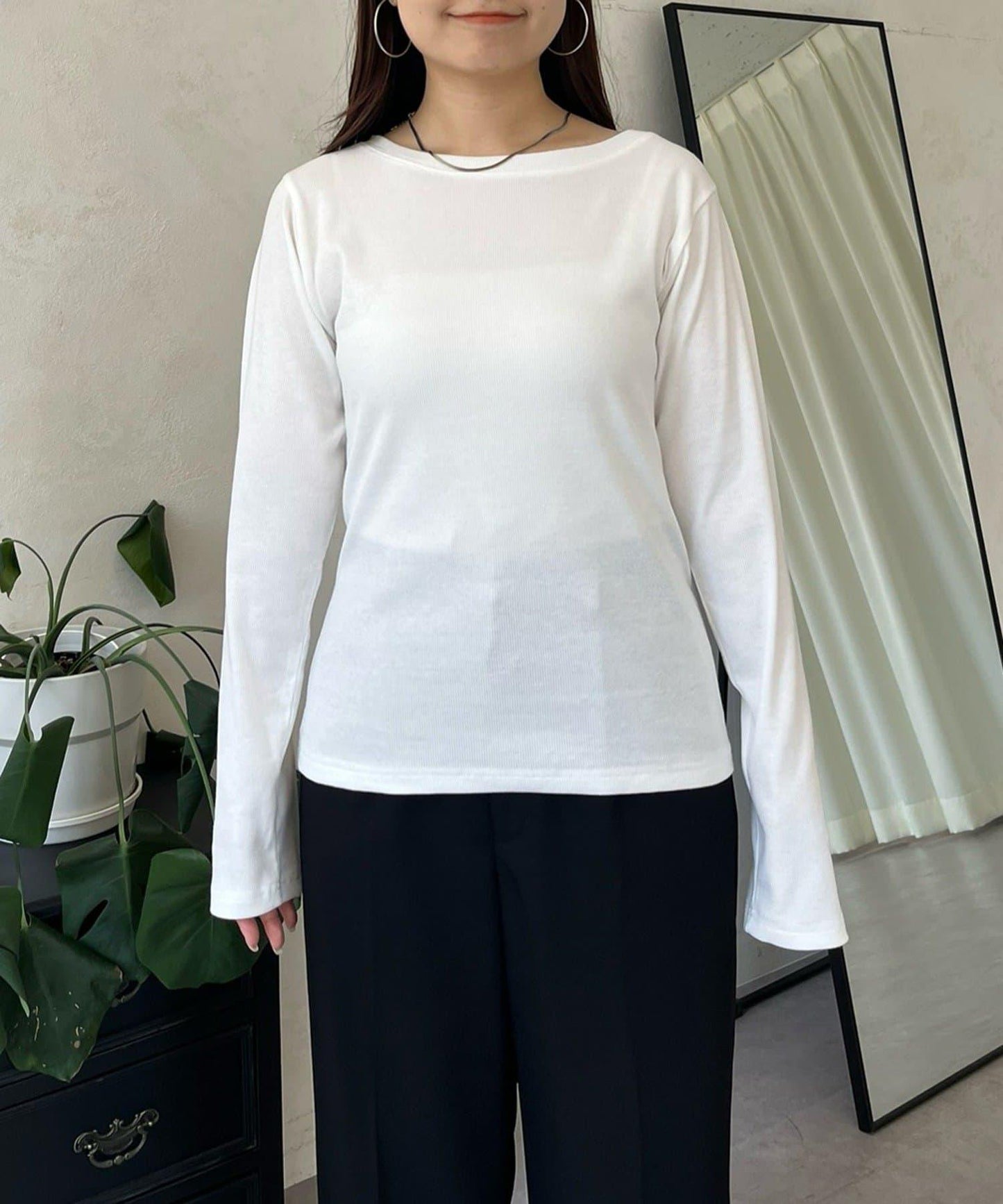 【可選領型】背部金屬裝飾羅紋長袖T恤