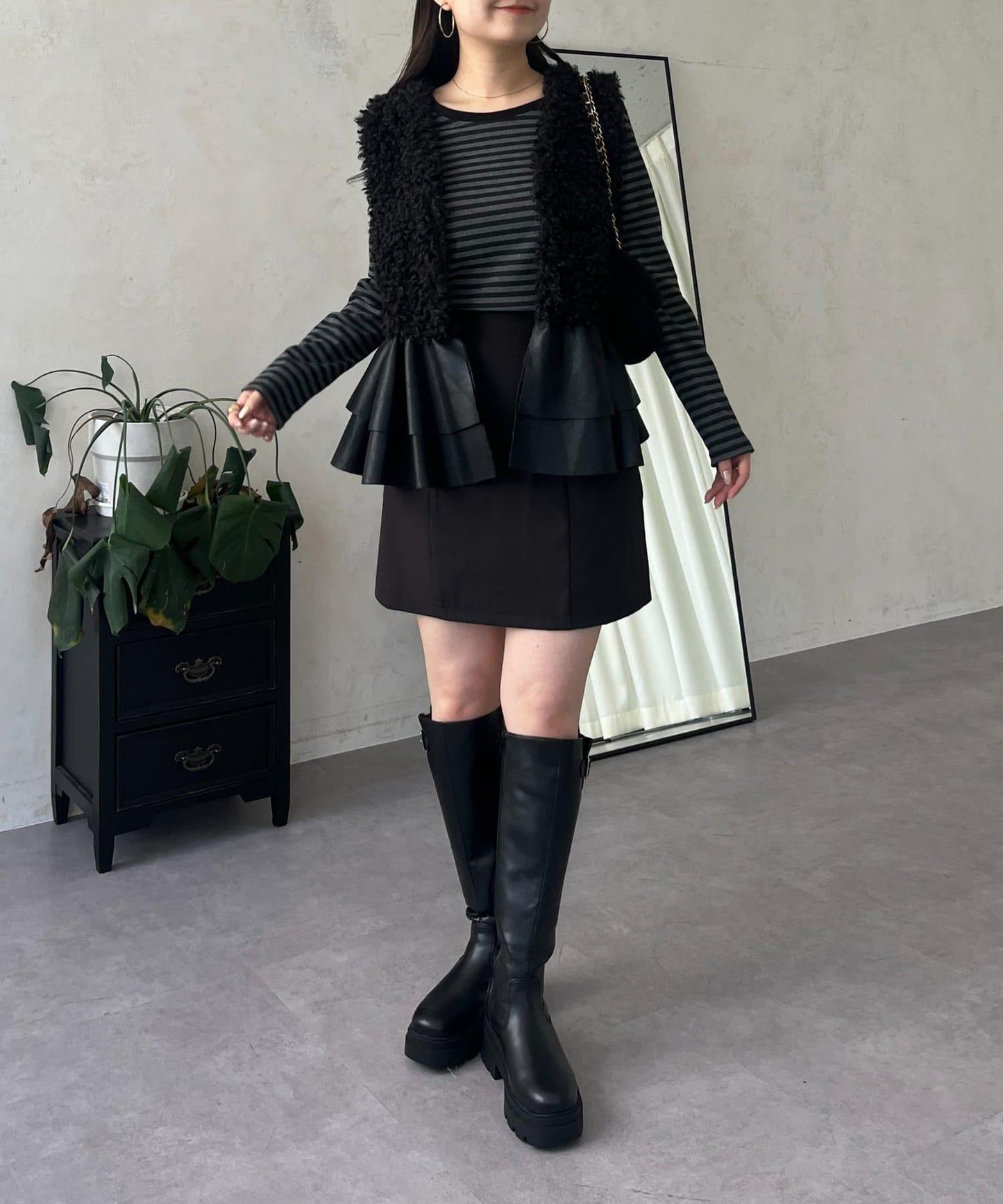 背部金屬條紋羅紋長袖T恤