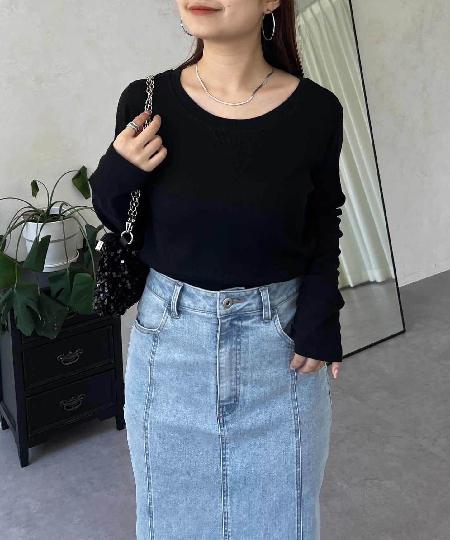 【可選領型】背部金屬裝飾羅紋長袖T恤