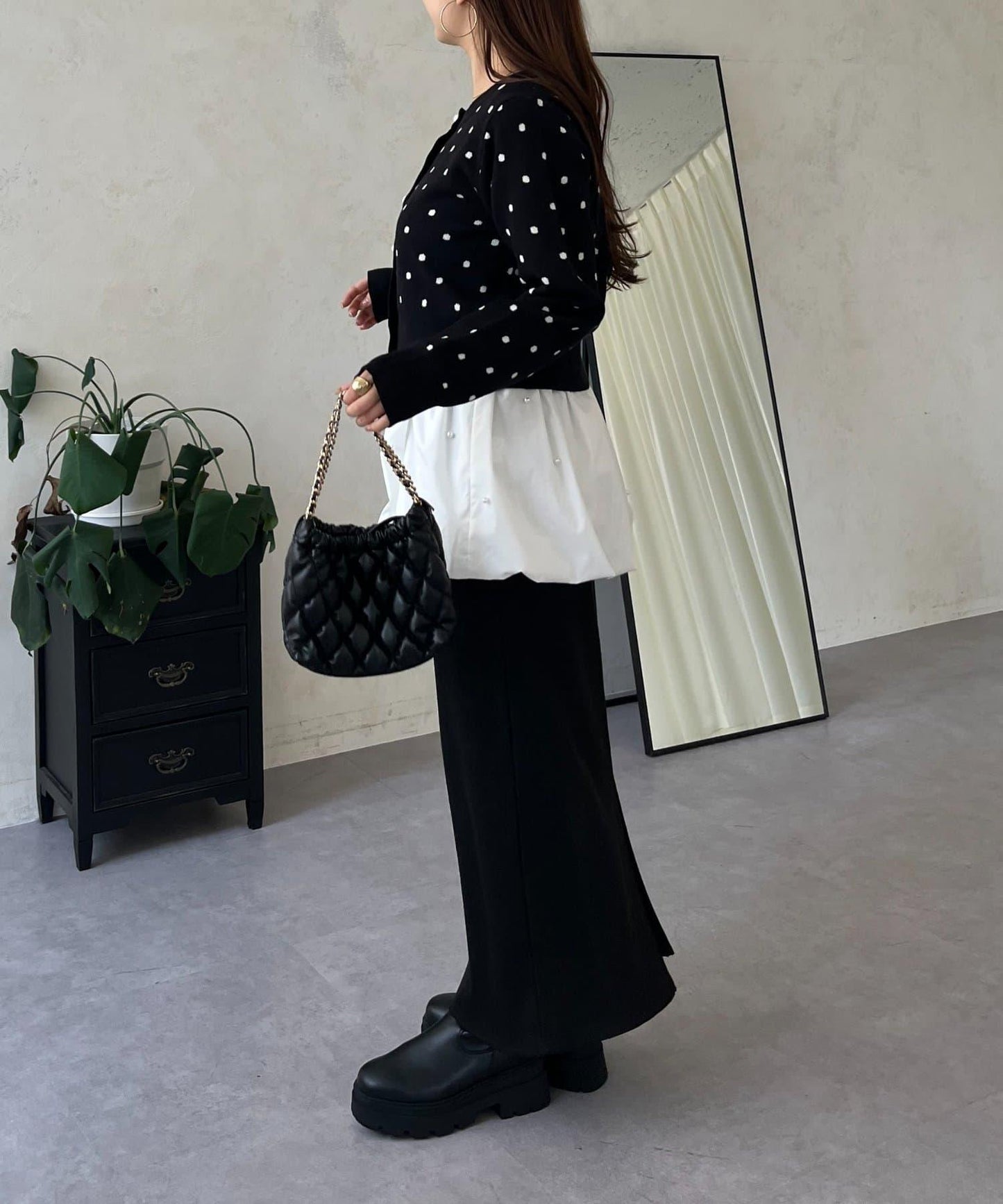 方領珍珠荷葉邊疊穿長袖T恤