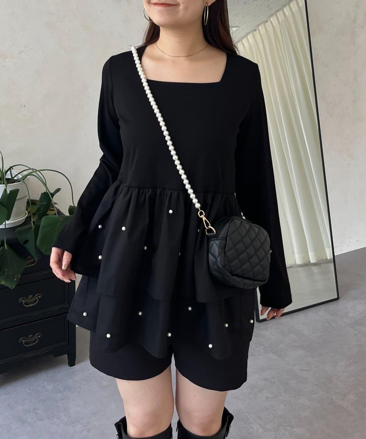 方領珍珠荷葉邊疊穿長袖T恤