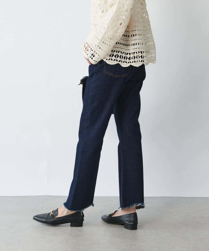 美型高彈力喇叭牛仔褲