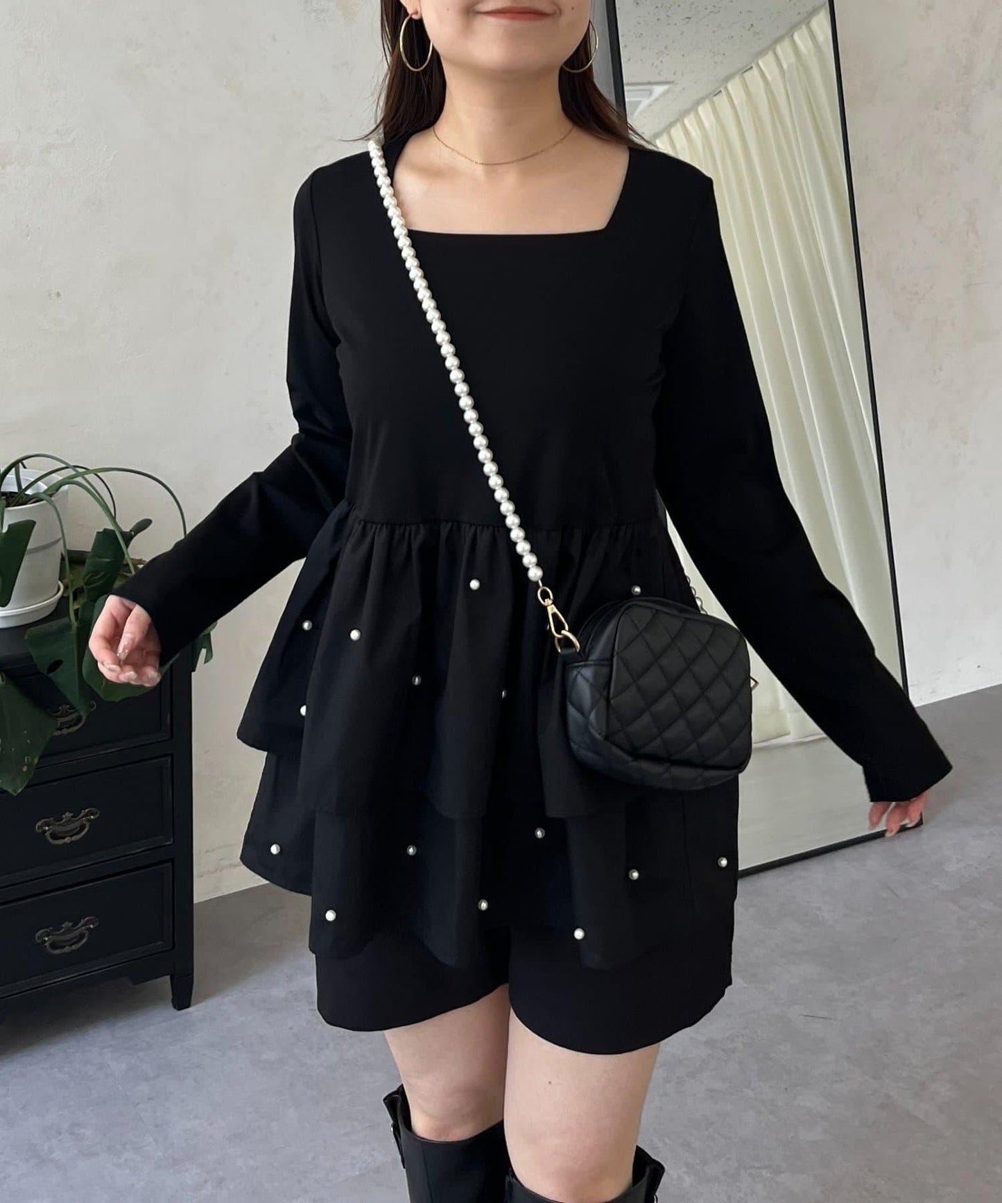 方領珍珠荷葉邊疊穿長袖T恤