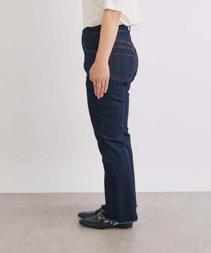 美型高彈力喇叭牛仔褲