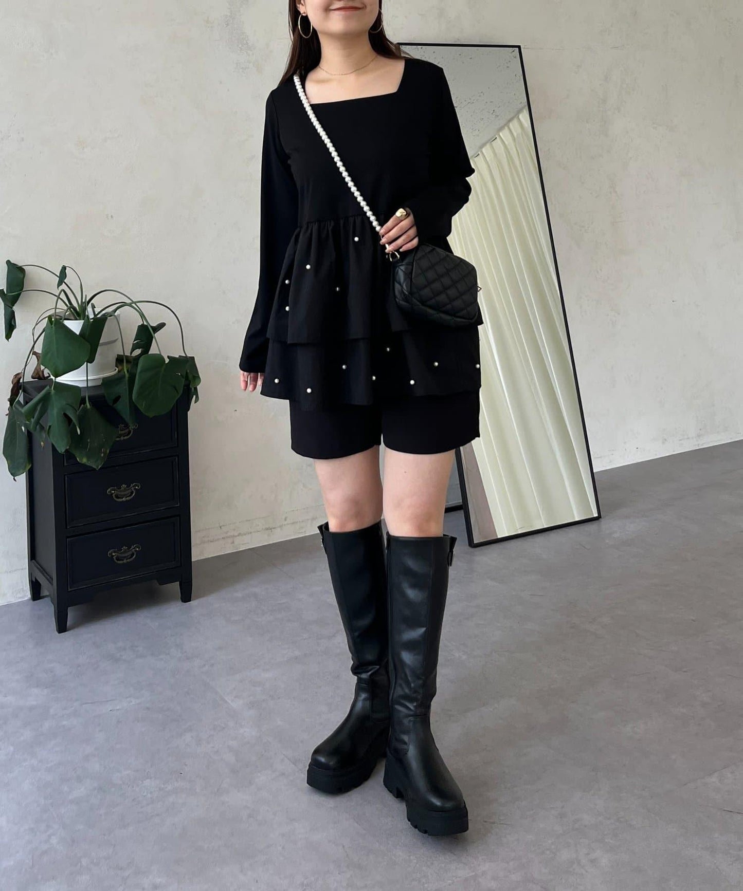 方領珍珠荷葉邊疊穿長袖T恤