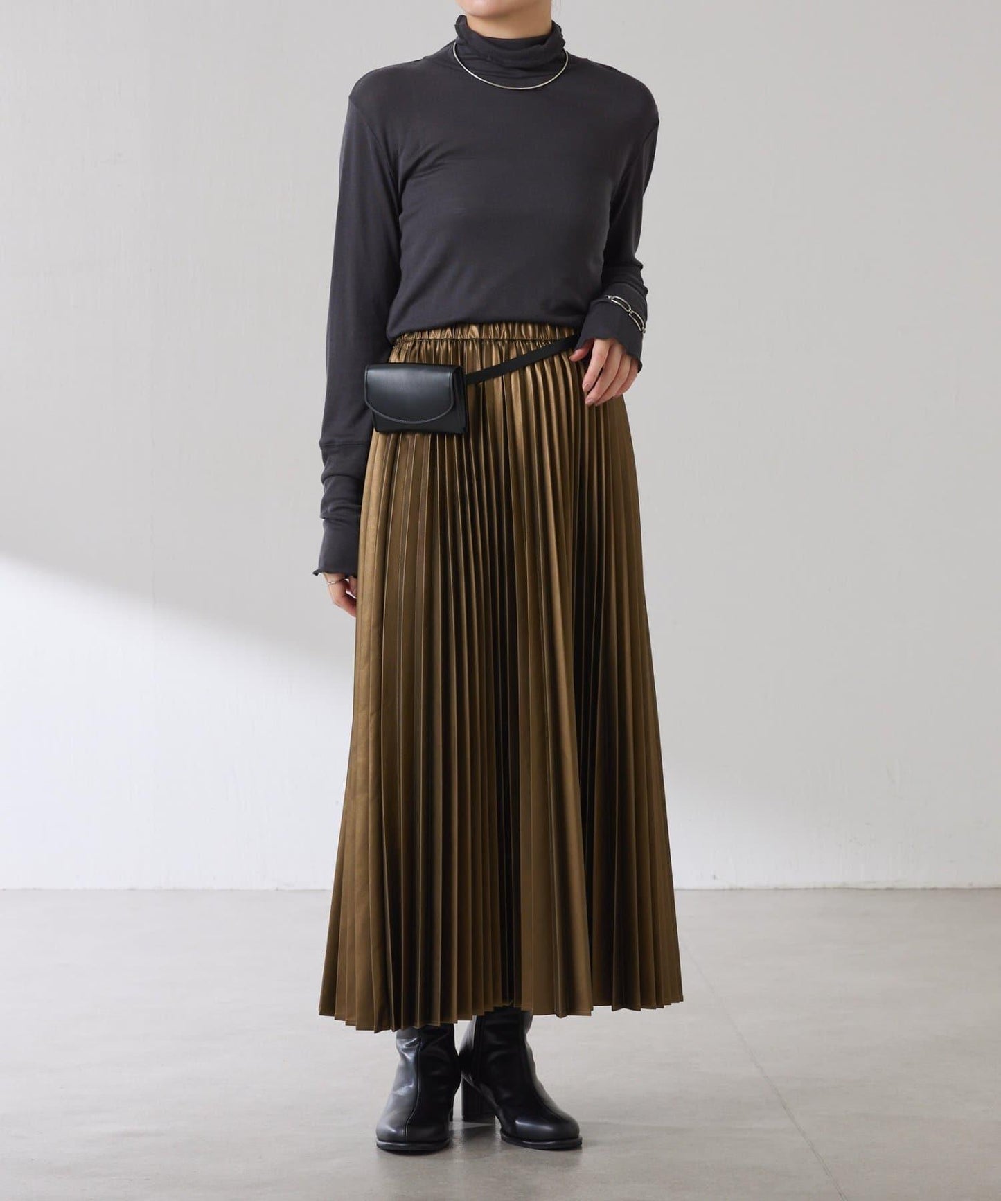 【可水洗上衣】羊毛混紡透視高領衫