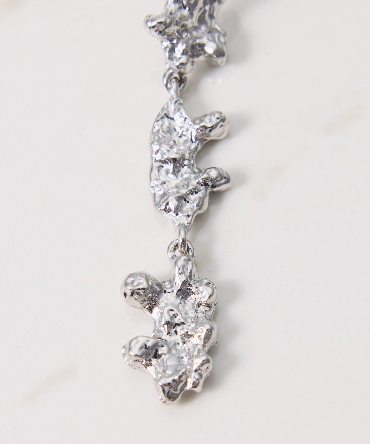 【PAPILLONNER/パピヨネ】不對稱耳環