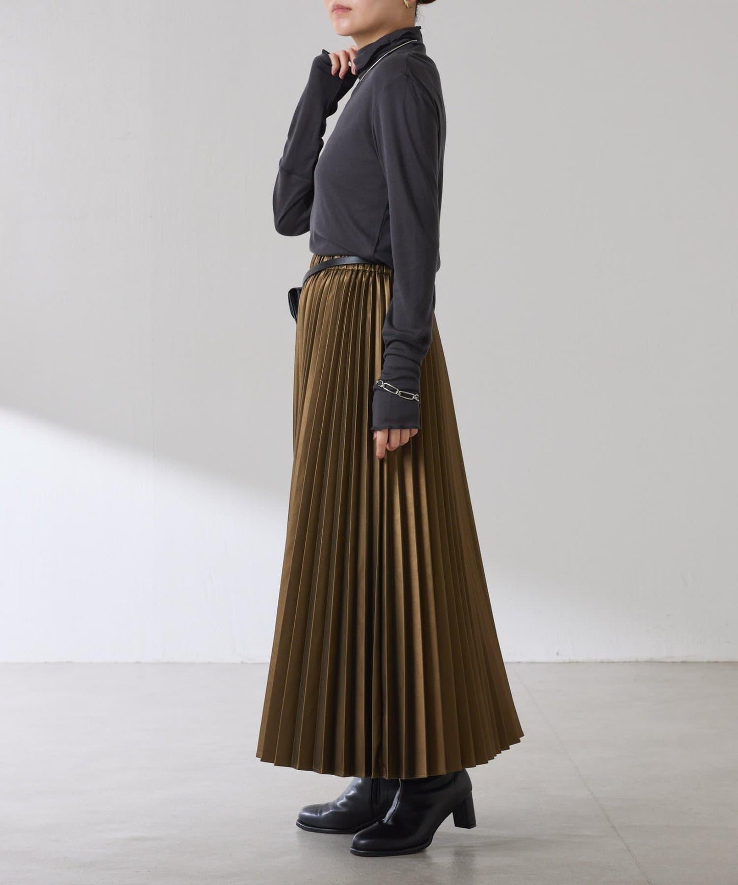 【可水洗上衣】羊毛混紡透視高領衫