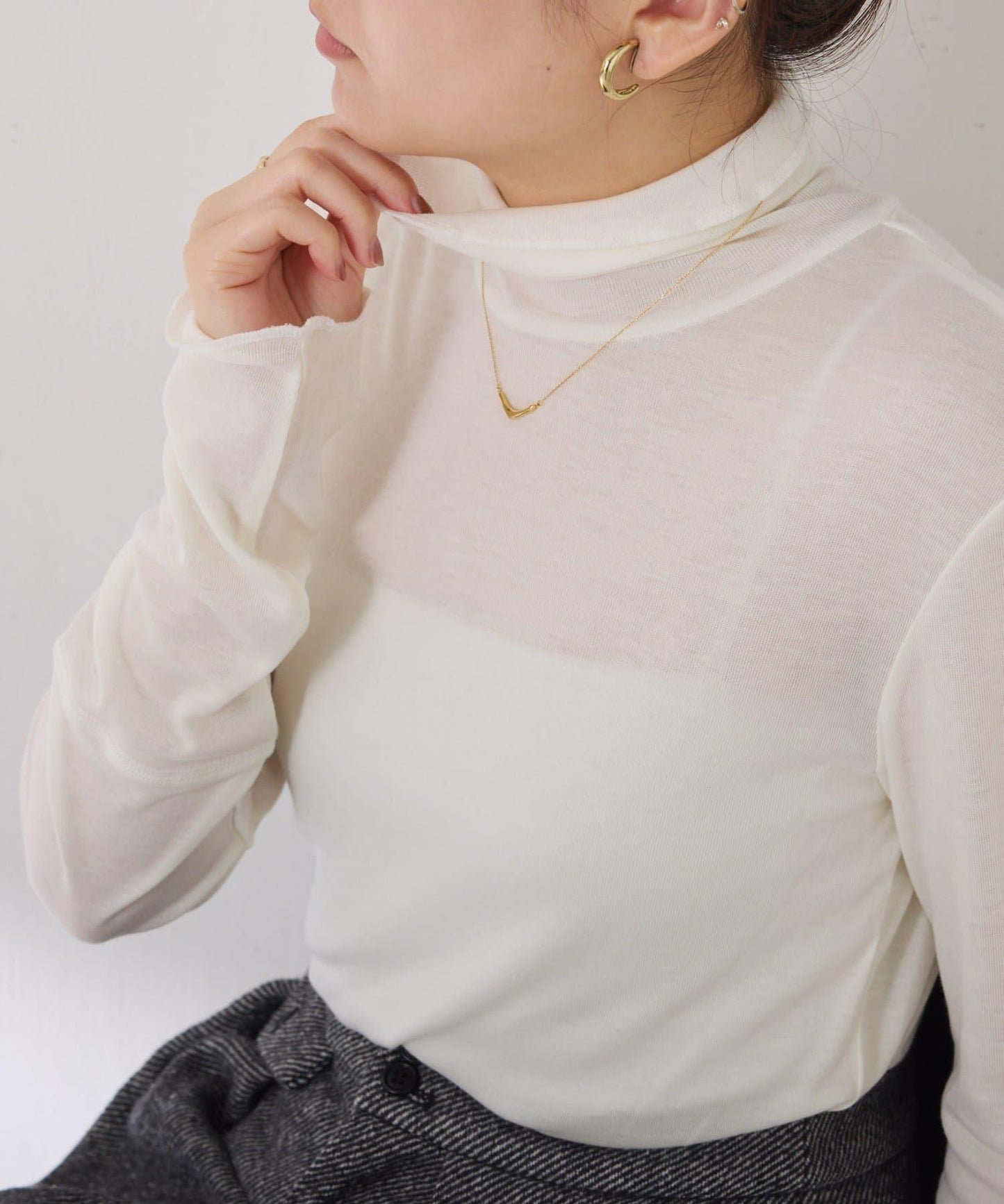 【可水洗上衣】羊毛混紡透視高領衫