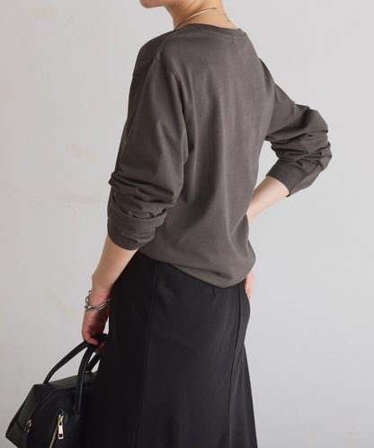 【臀部周圍遮蓋】plus soave標誌長袖T恤