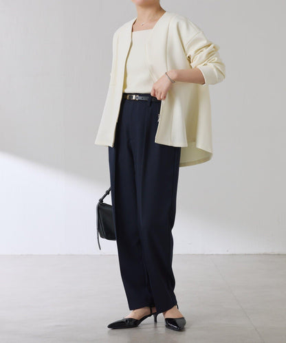 紙板荷葉邊開衫/套裝服