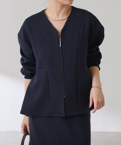 紙板荷葉邊開衫/套裝服