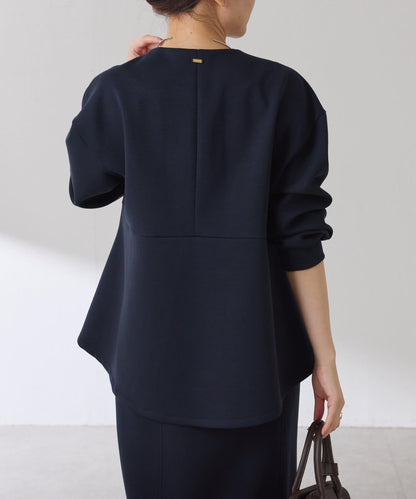 紙板荷葉邊開衫/套裝服