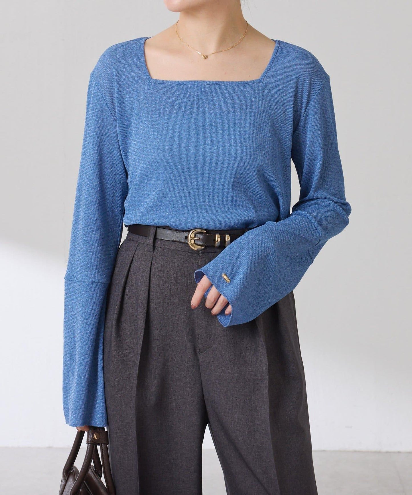 【可作內搭】透視亮絲羅紋方領上衣