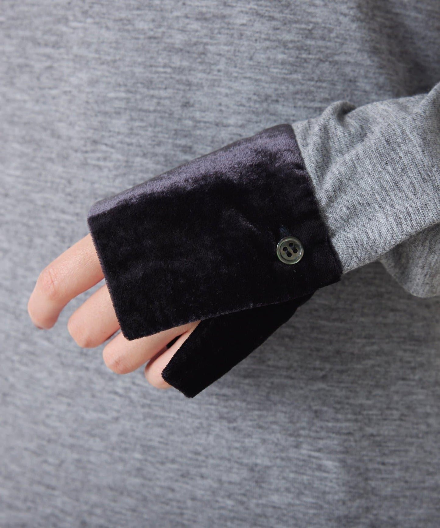 天鵝絨拼接長袖T恤