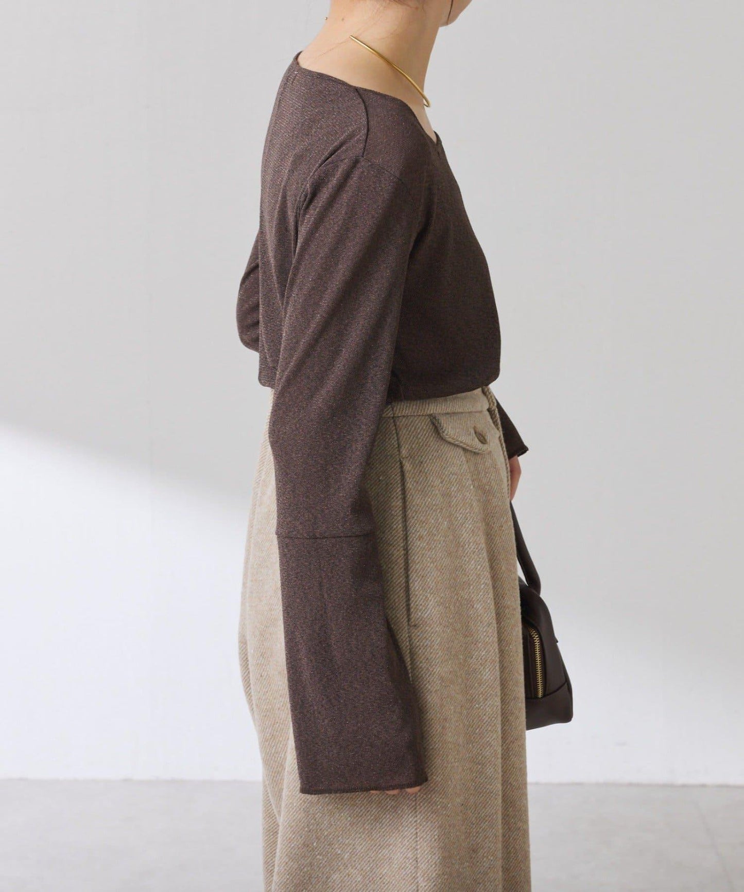 【可作內搭】透視亮絲羅紋方領上衣