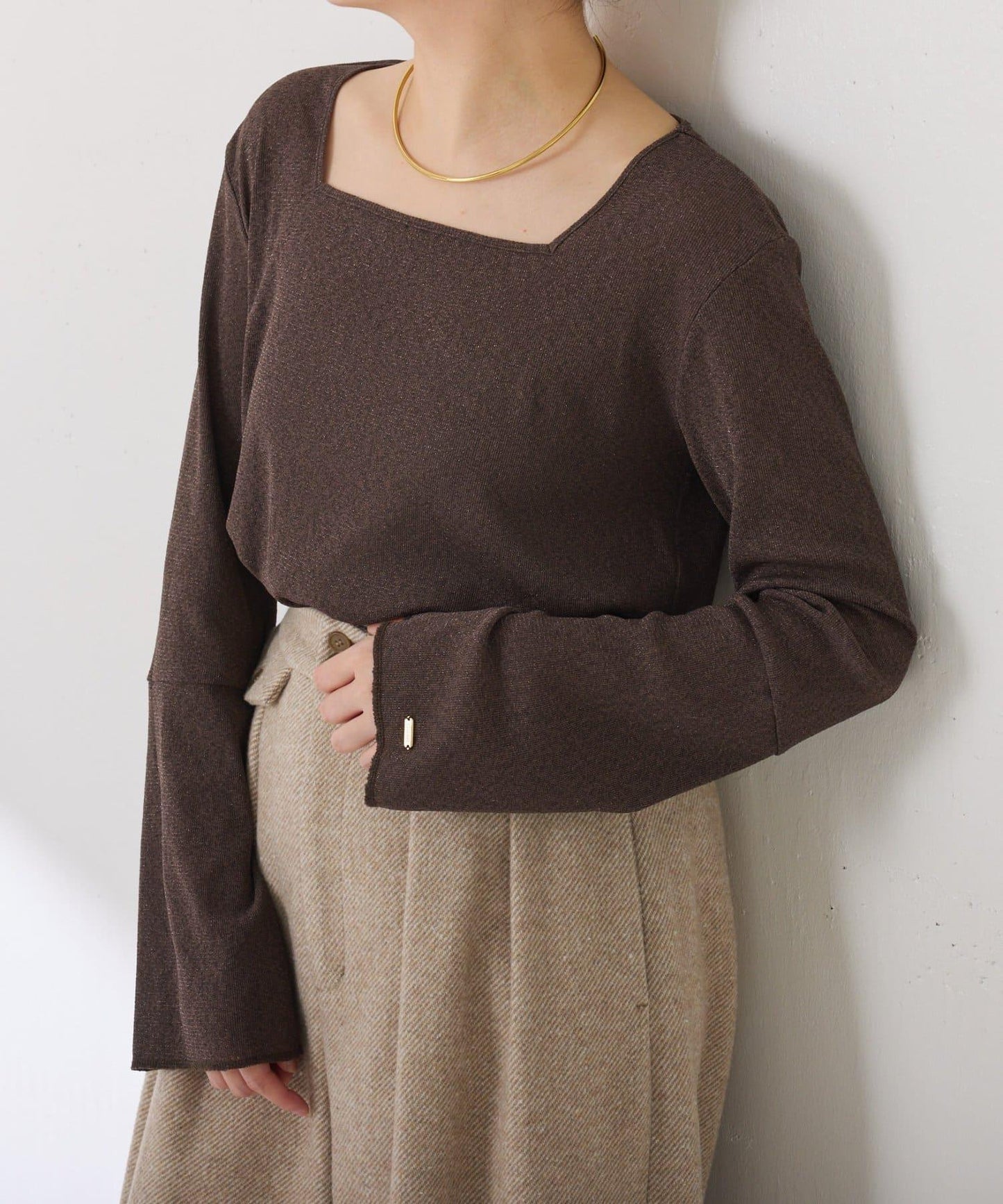 【可作內搭】透視亮絲羅紋方領上衣