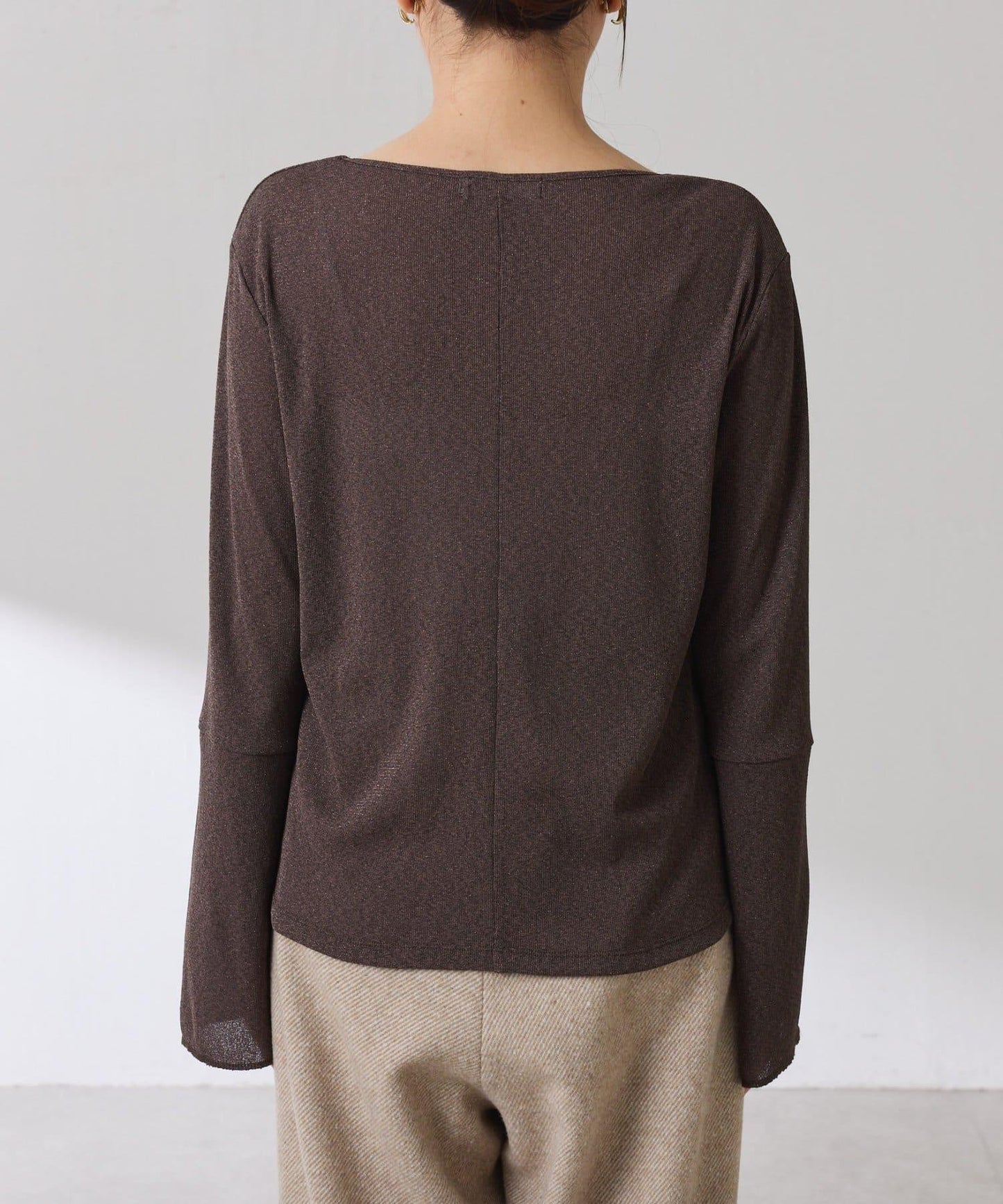 【可作內搭】透視亮絲羅紋方領上衣