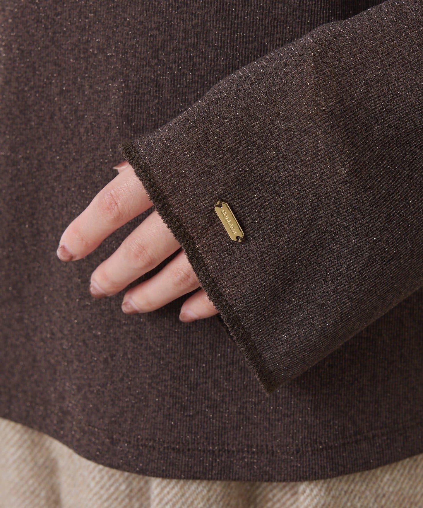 【可作內搭】透視亮絲羅紋方領上衣