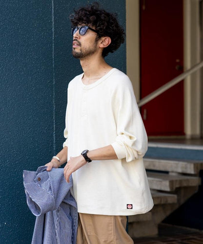 特別款保暖亨利領長袖T恤