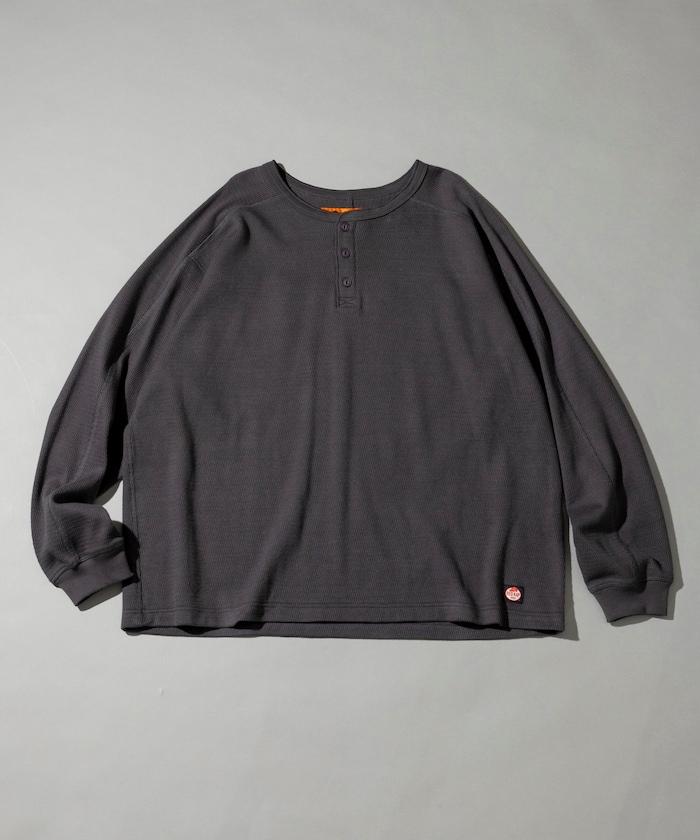 特別款保暖亨利領長袖T恤