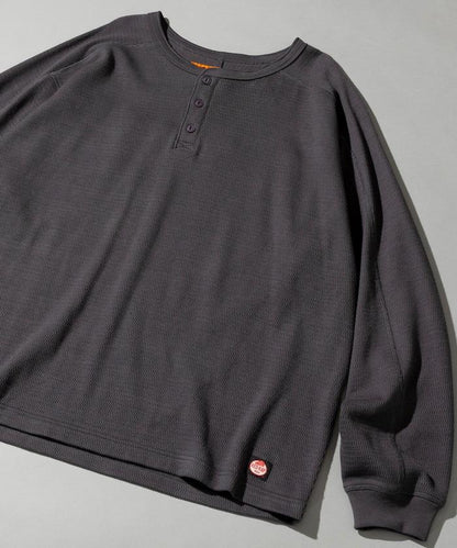 特別款保暖亨利領長袖T恤