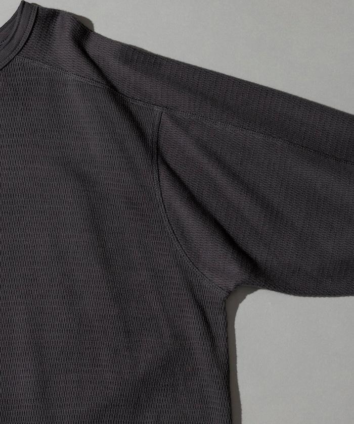 特別款保暖亨利領長袖T恤