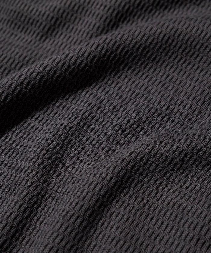 特別款保暖亨利領長袖T恤