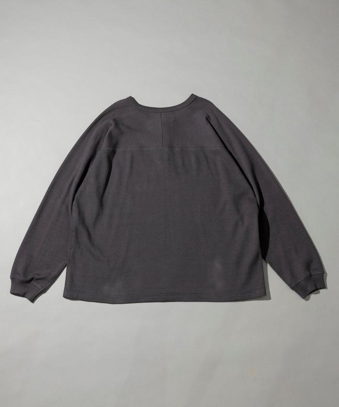 特別款保暖亨利領長袖T恤