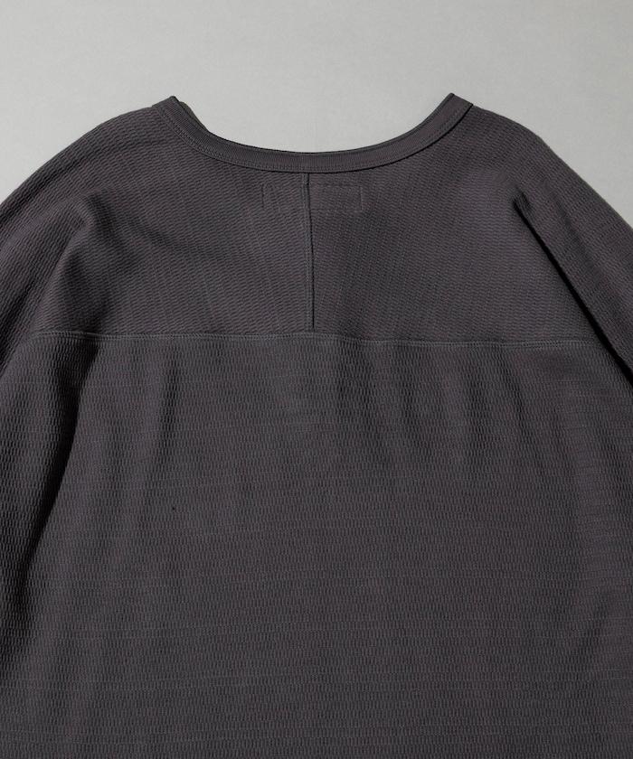 特別款保暖亨利領長袖T恤