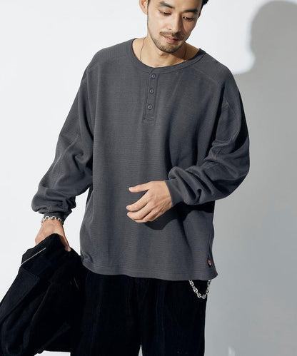 特別款保暖亨利領長袖T恤