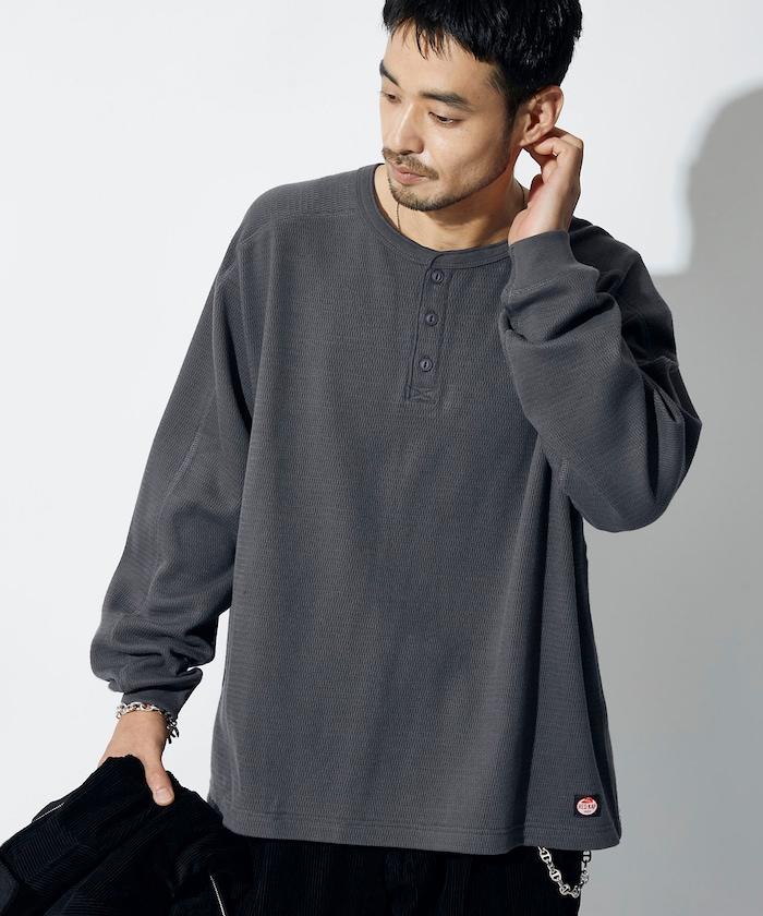 特別款保暖亨利領長袖T恤