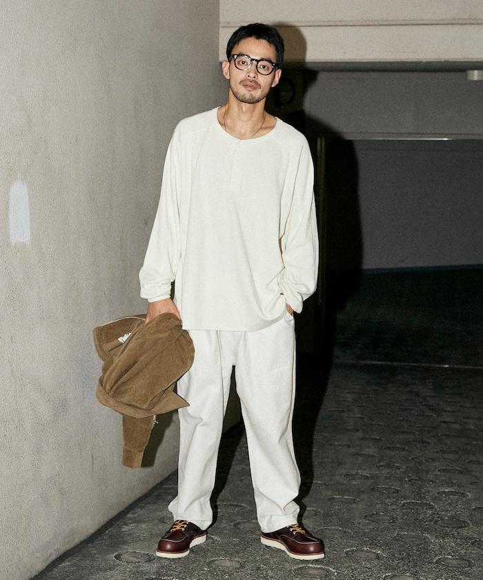 特別款保暖亨利領長袖T恤