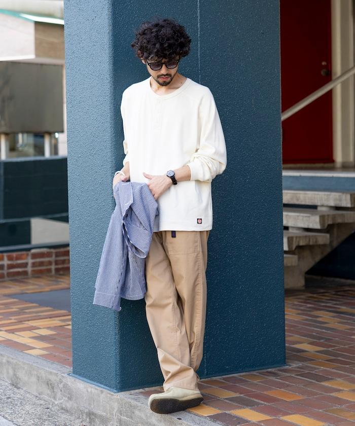 特別款保暖亨利領長袖T恤