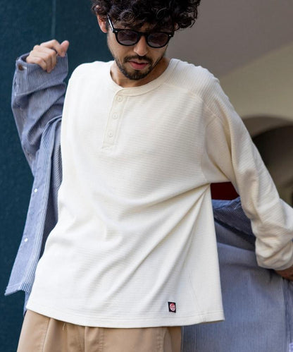 特別款保暖亨利領長袖T恤