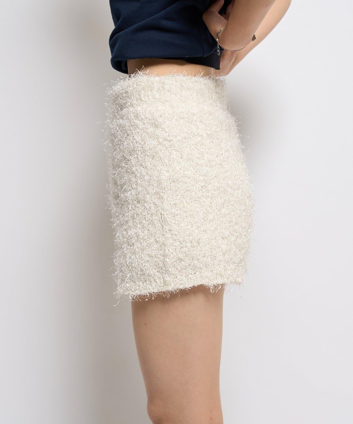 【AW】長毛針織短褲