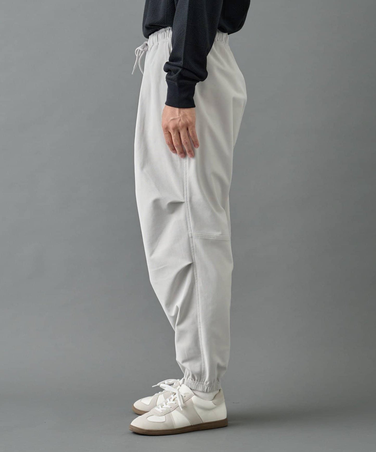 【AW】格紋彈力束腳褲