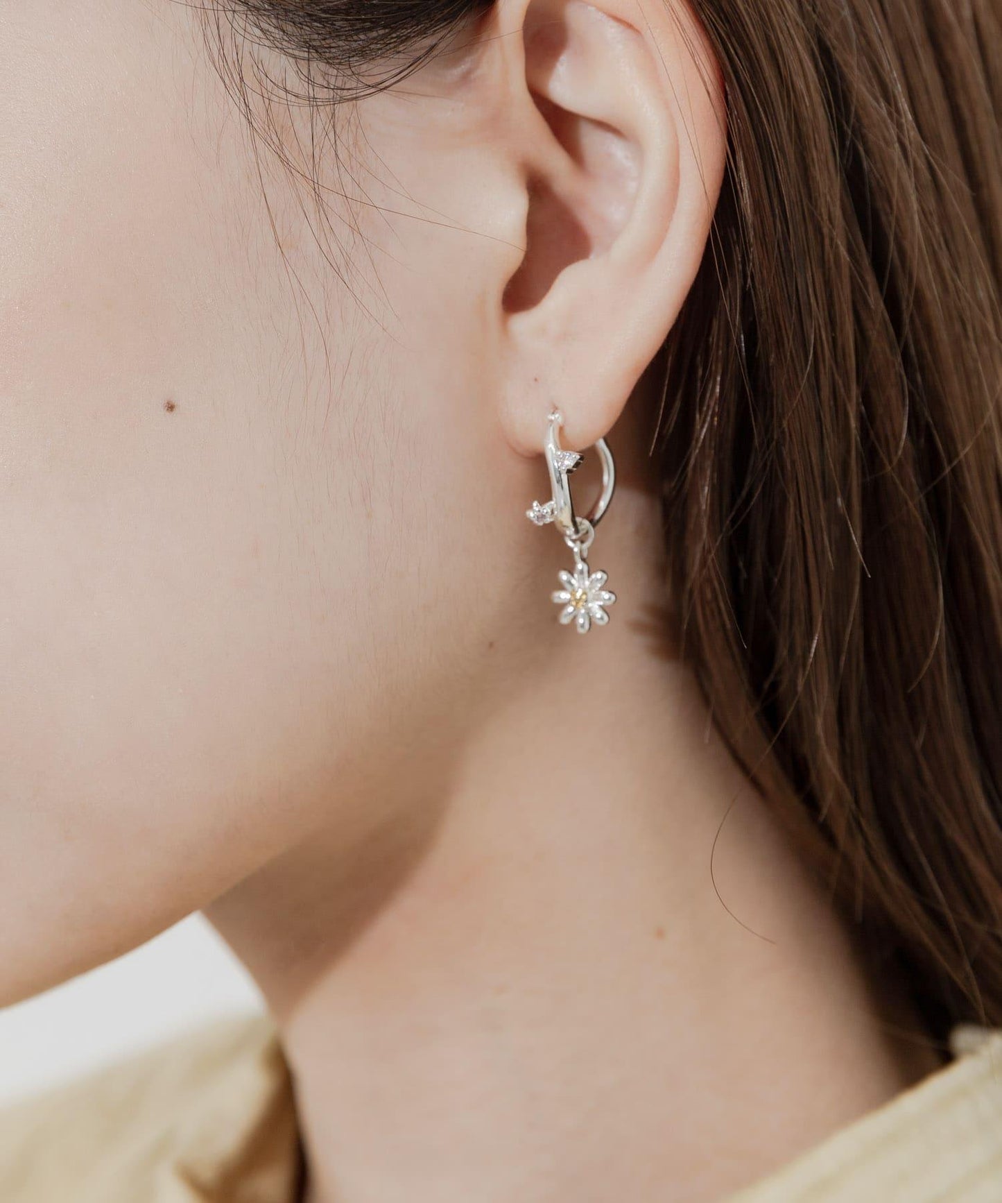 花朵吊墜設計圓環耳環